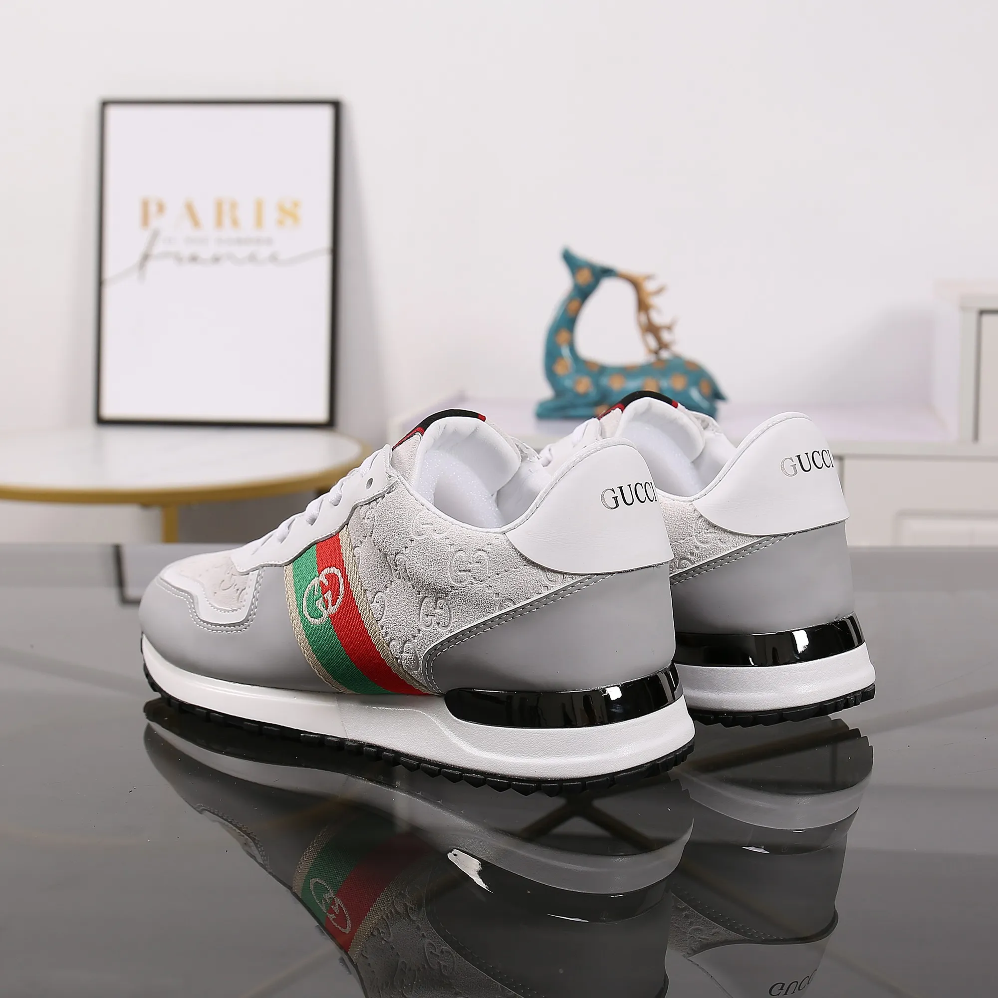 Factory price: 400💰The new spring model is here again! [Gucci Sports Men's Shoes] Gucci fashionable casual men's shoes🇨🇳Original 1:1 mold, new model debuts first💯Not high-profile but avant-garde, simple, low-key and fashionable, super versatile style🌿Made of original cowhide➕Sheepskin lining🎋The version is comfortable on the feet, first-class workmanship🍍Number: 38-44, customized 45
